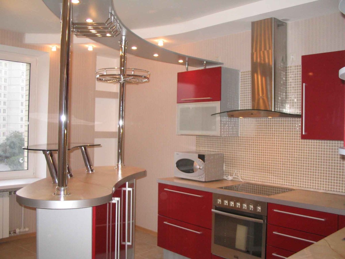 Интерьер маленькой узкой кухни