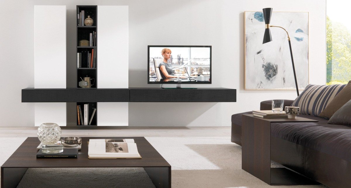 Навесные консоли для гостиной