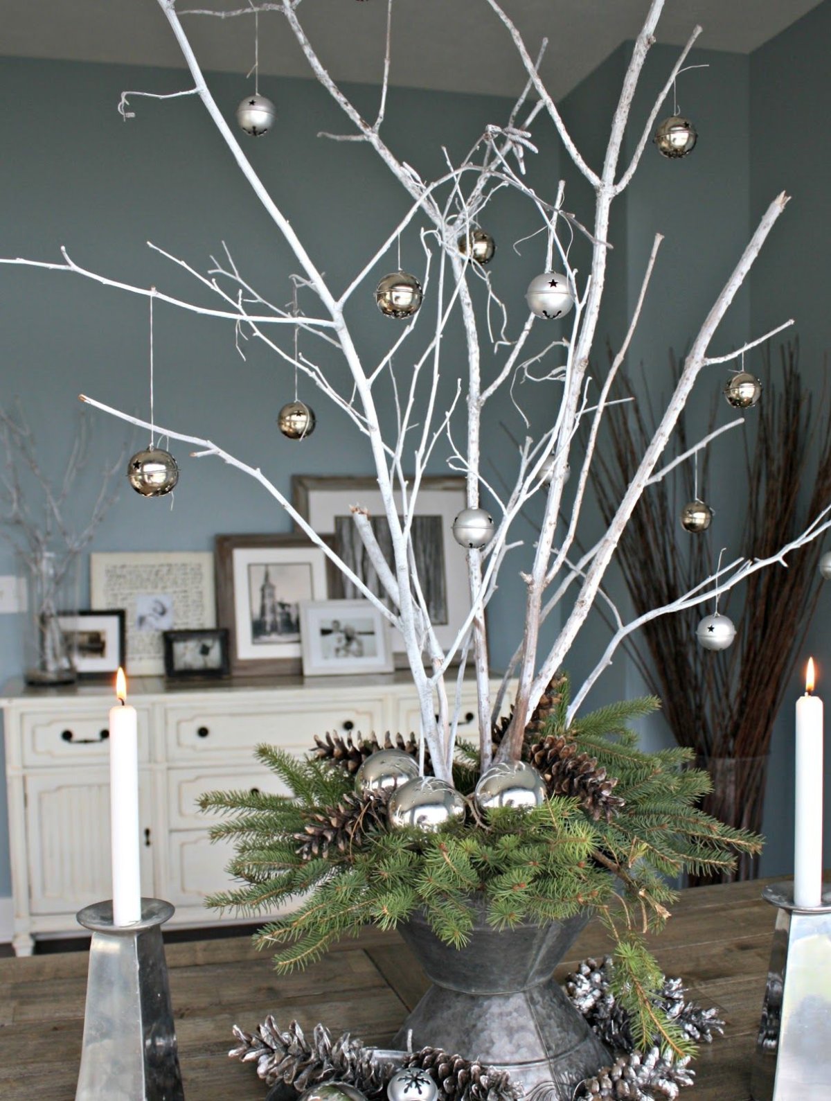 Новогодний декор из веток