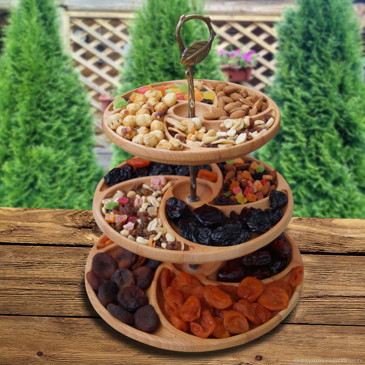 Менажница многоярусная