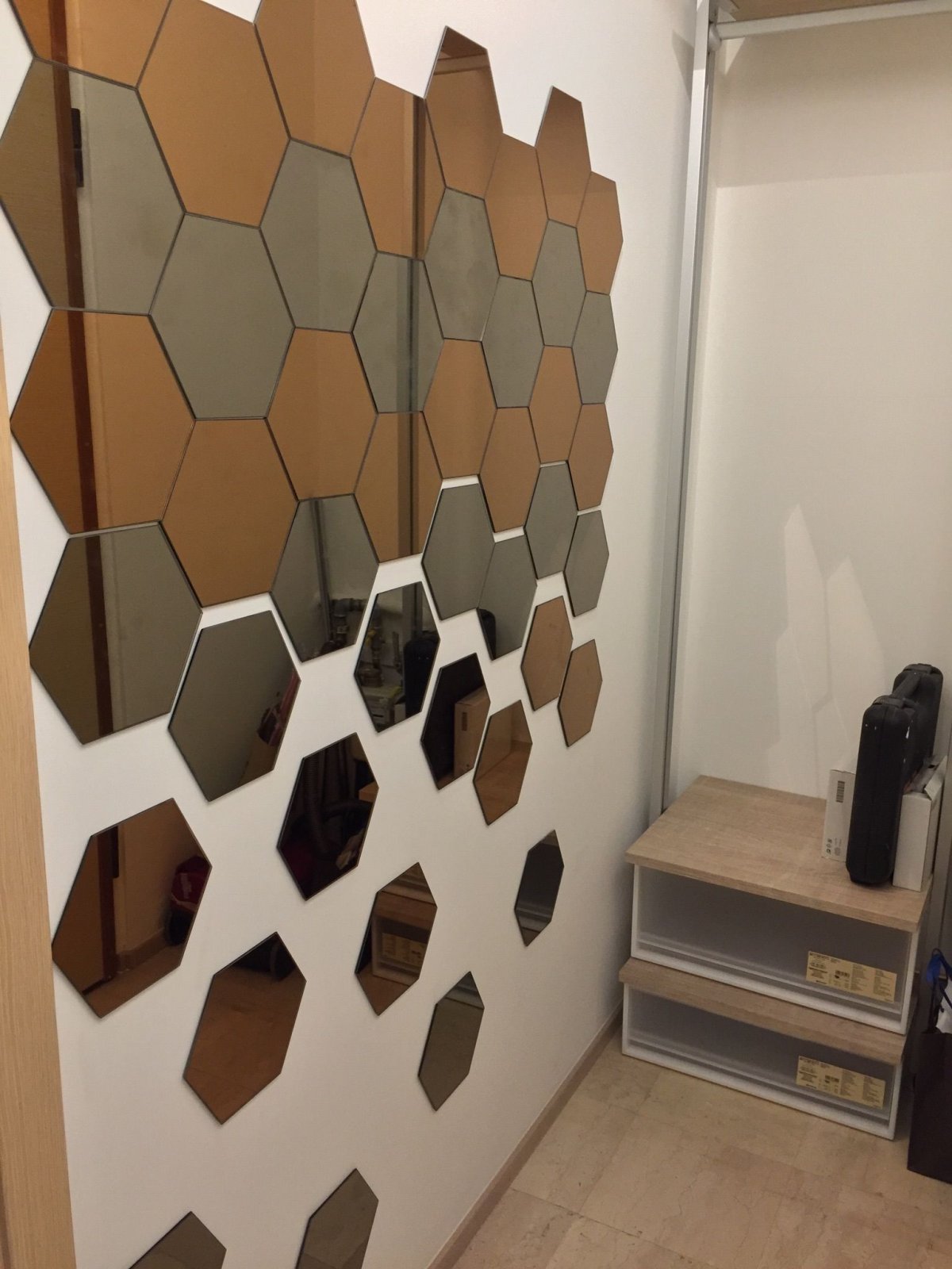 Дом стекольных технологий зеркальная плитка