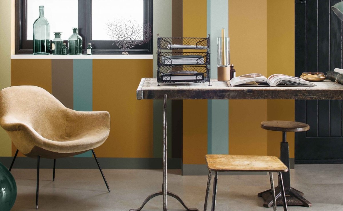 Желтый пол в интерьере