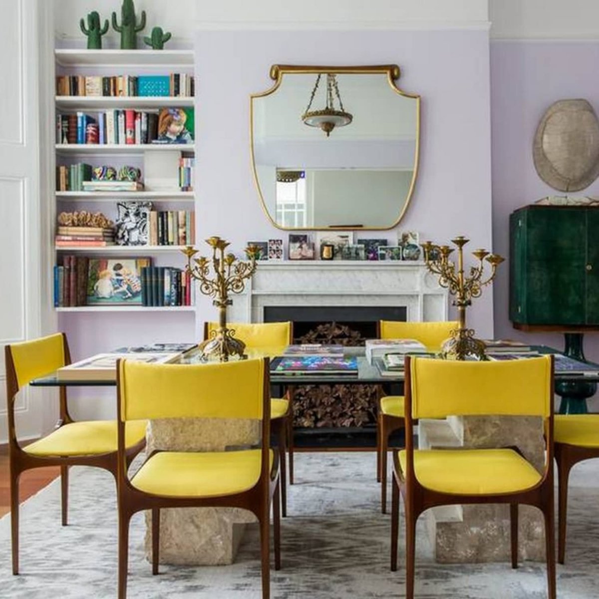 Желтый цвет стен