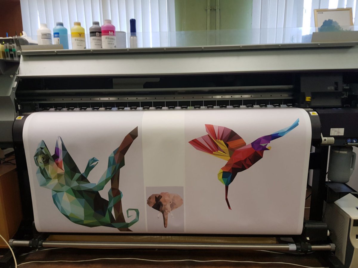 Широкоформатная печать на холсте