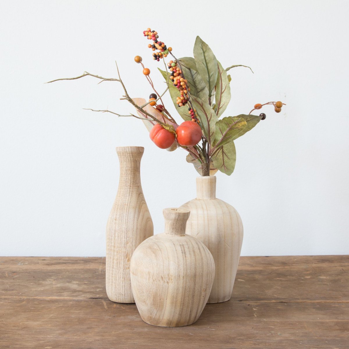 Вазы под сухостой из дерева