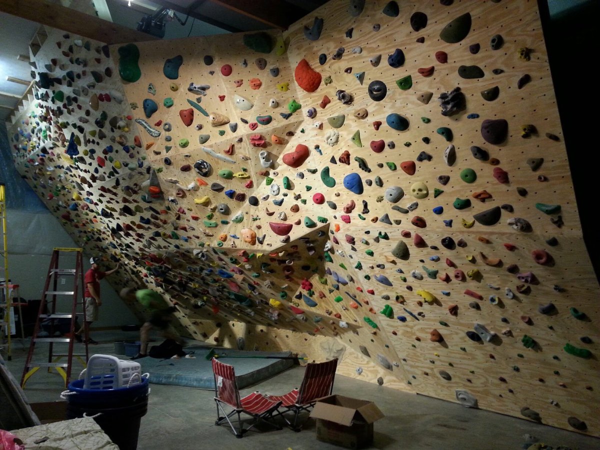 Стена для скалолазания