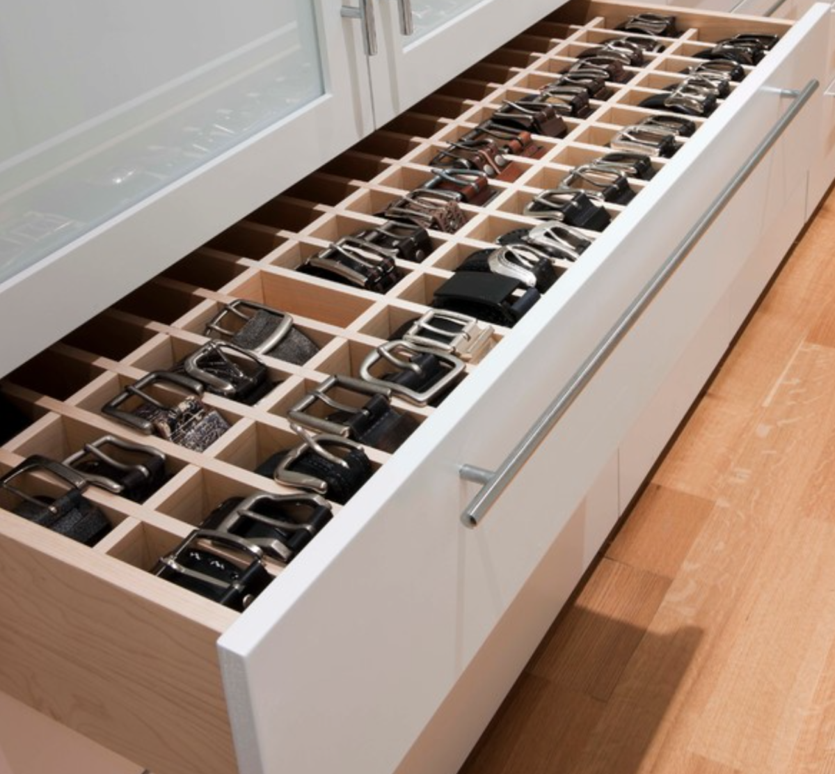 Ящики для гардеробной