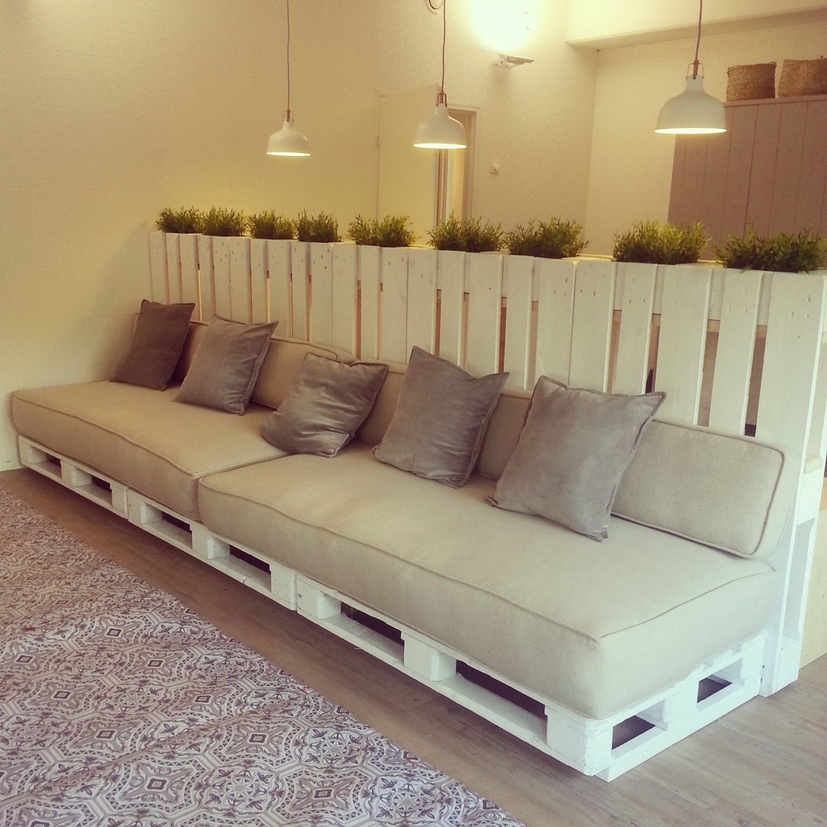 Диван кровать из поддонов