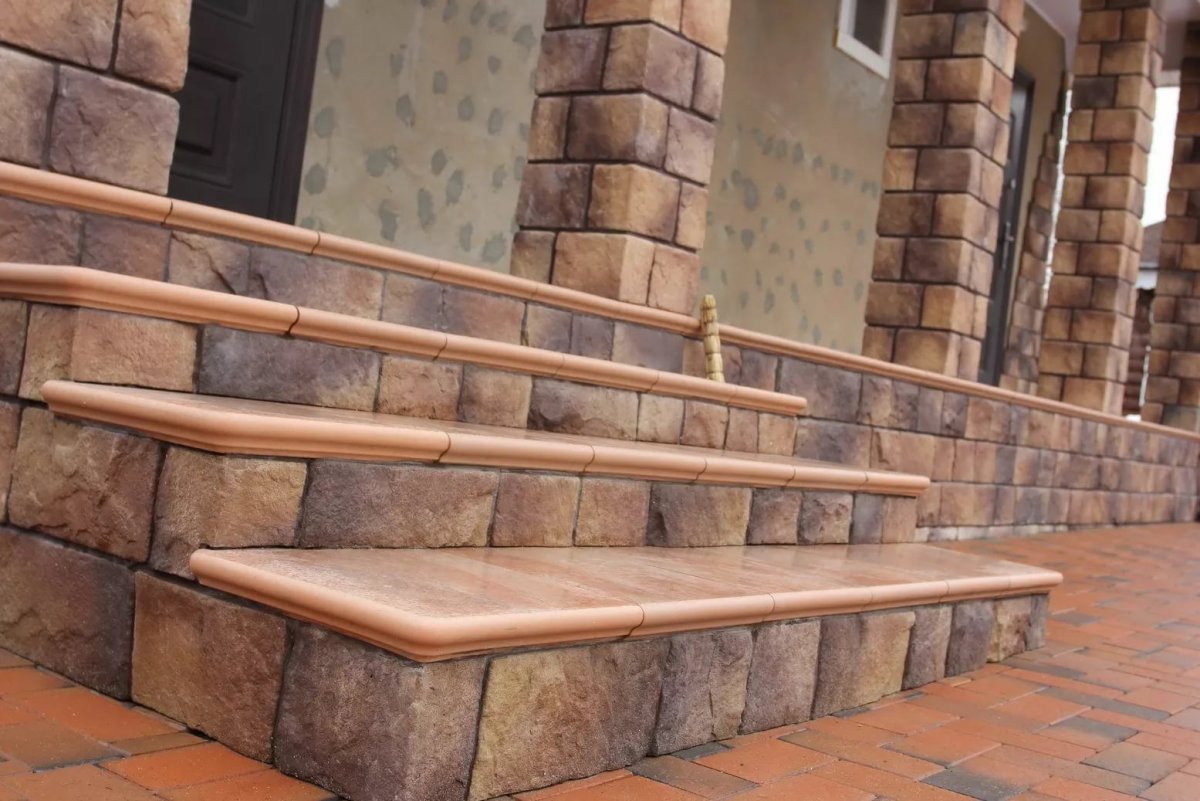 Песчаник камень для ступеней