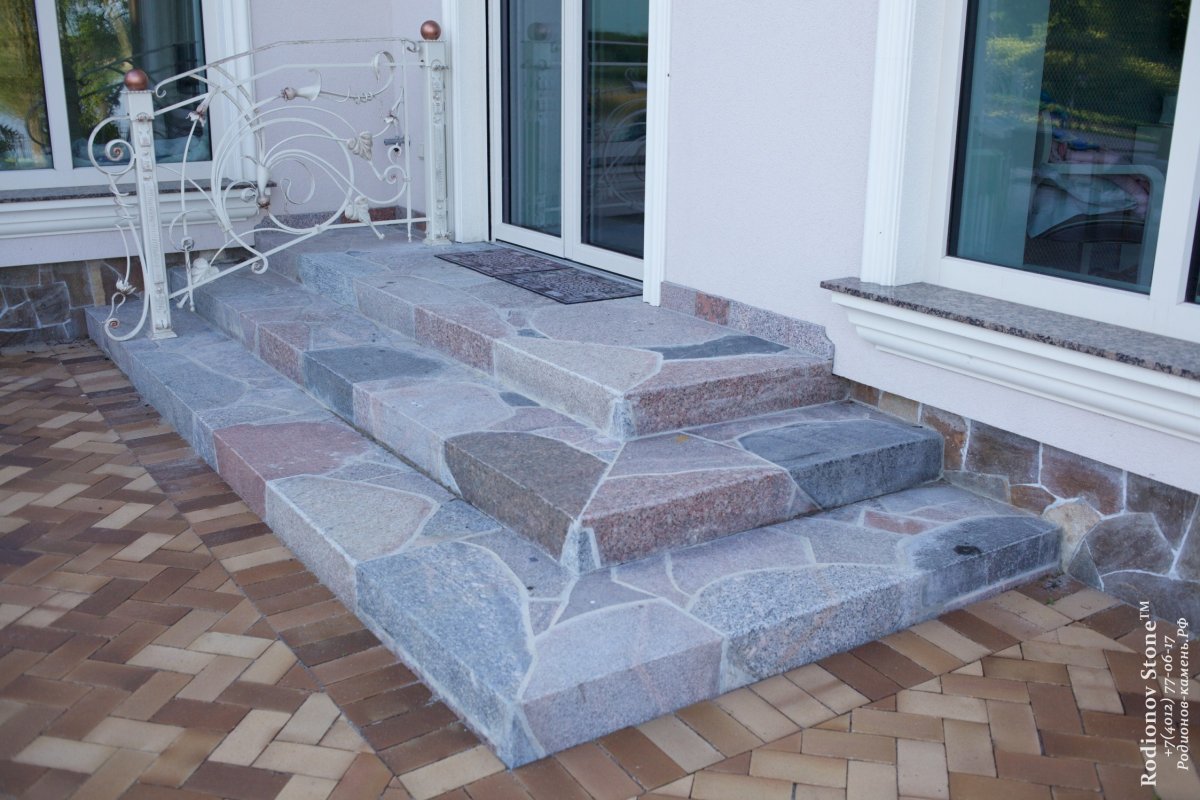 Каменные ступени для крыльца Арбет