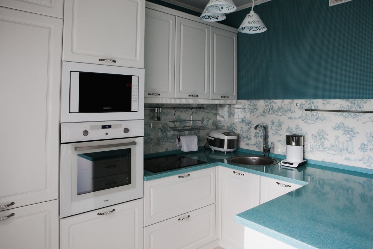 Кухня в серых тонах