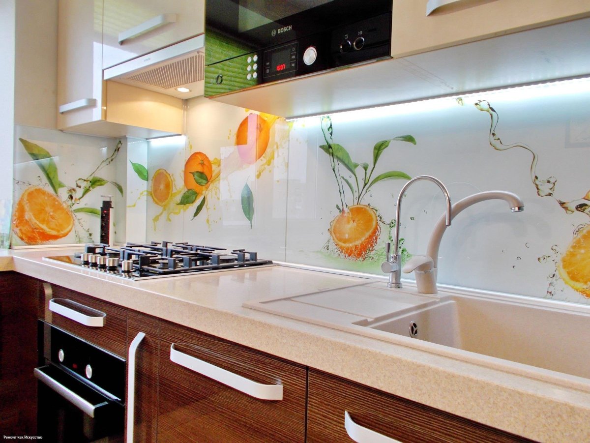 Венецианка на кухонном фартуке