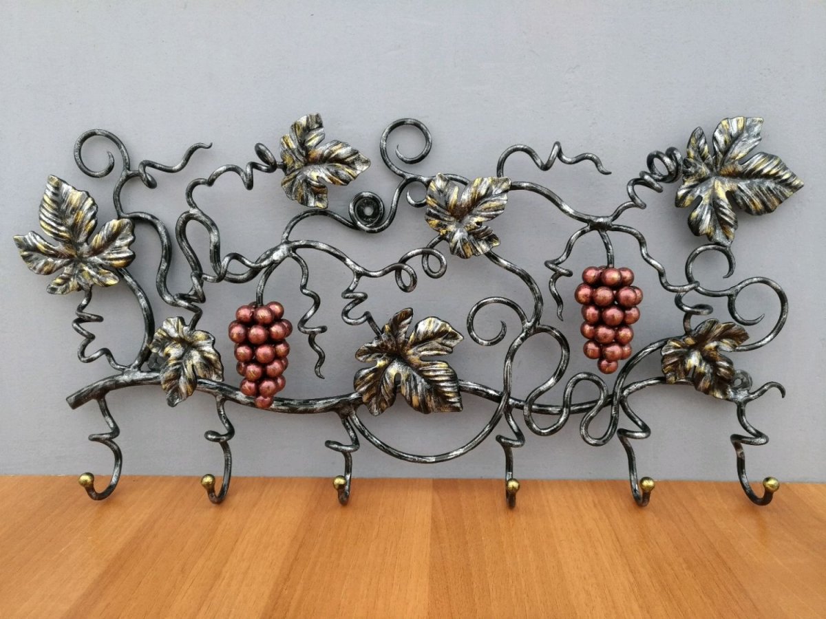 Художественная ковка лоза винограда