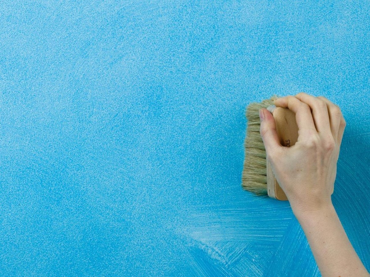 Декорирование стен краской