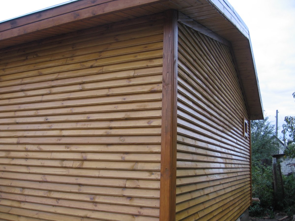 Наружная отделка необрезной доской