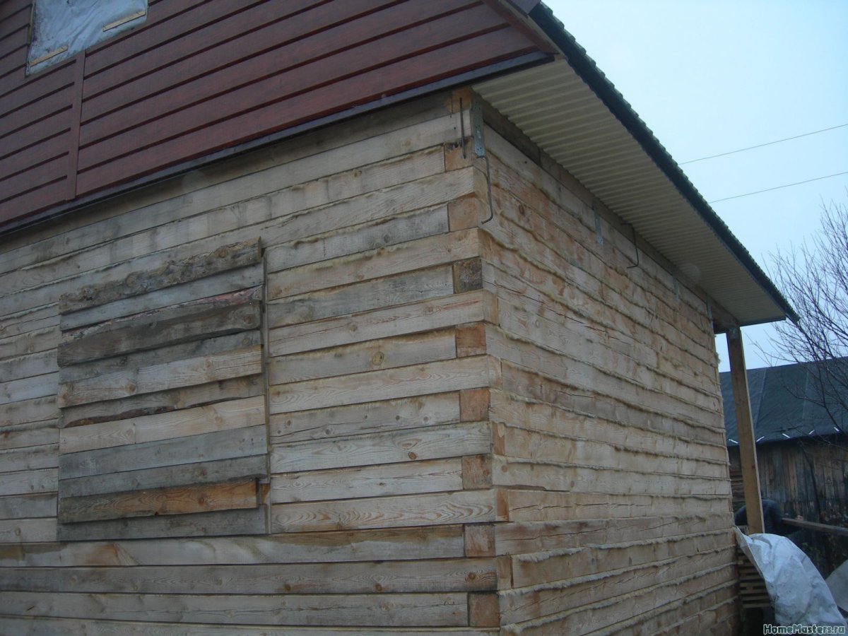 Стена из обрезной доски