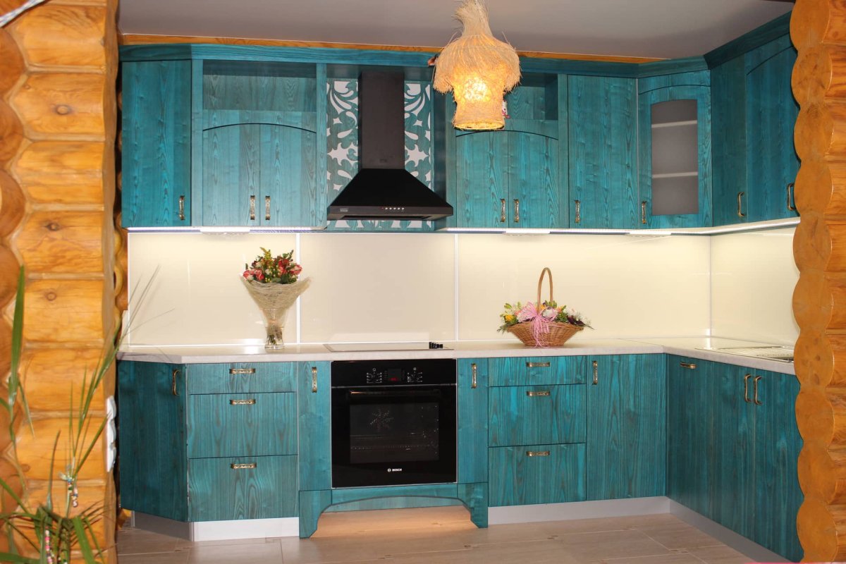 Голубой кухонный гарнитур