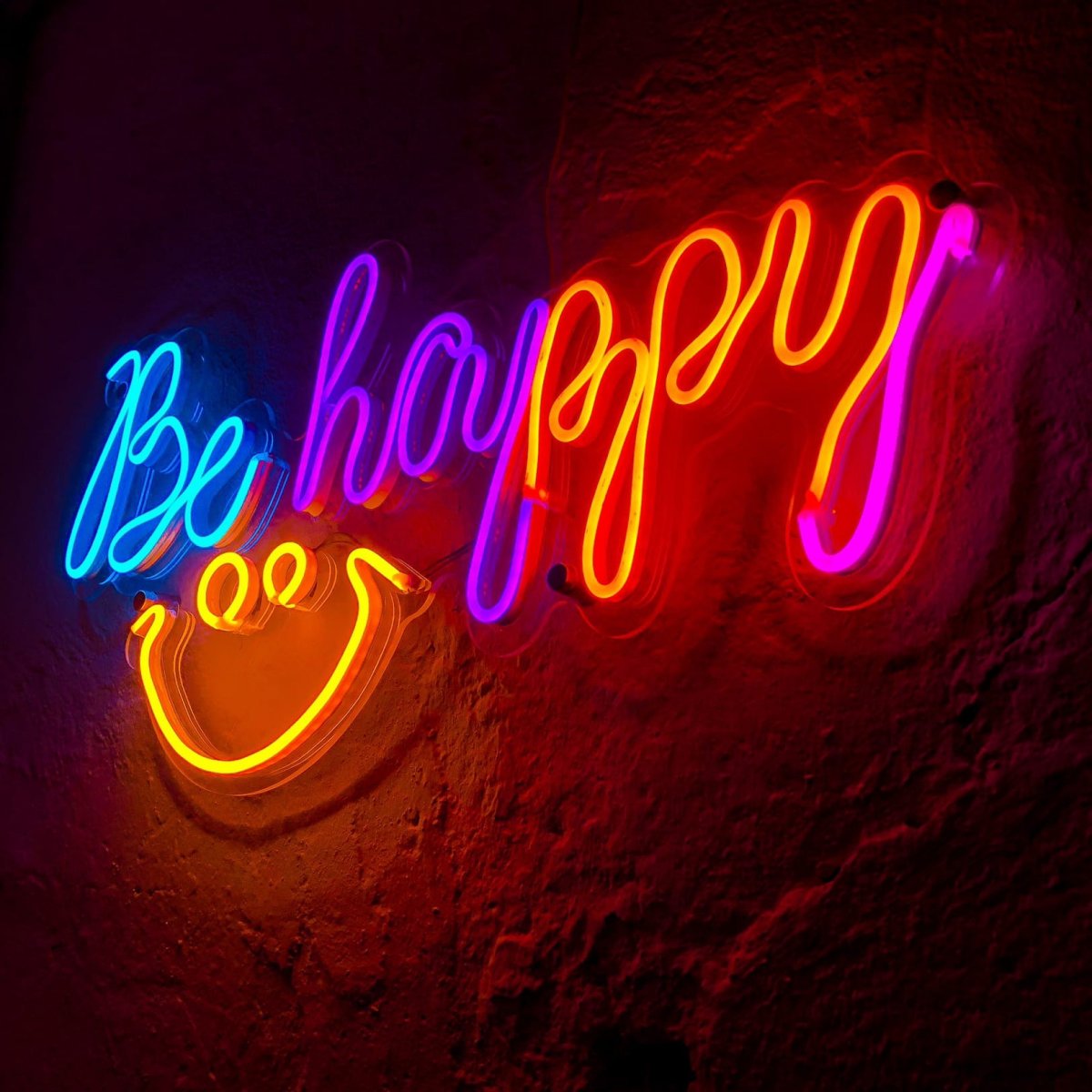 Неоновая наружная реклама