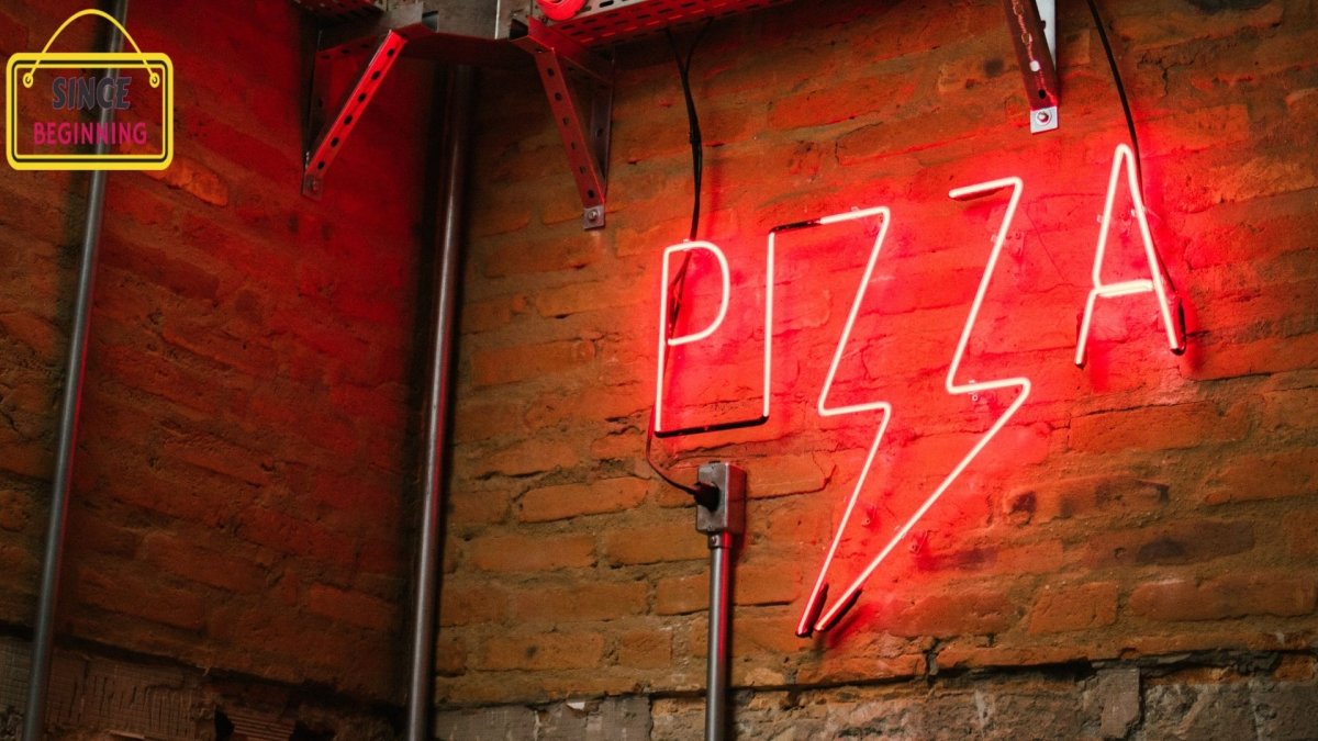 Неоновая вывеска уличная