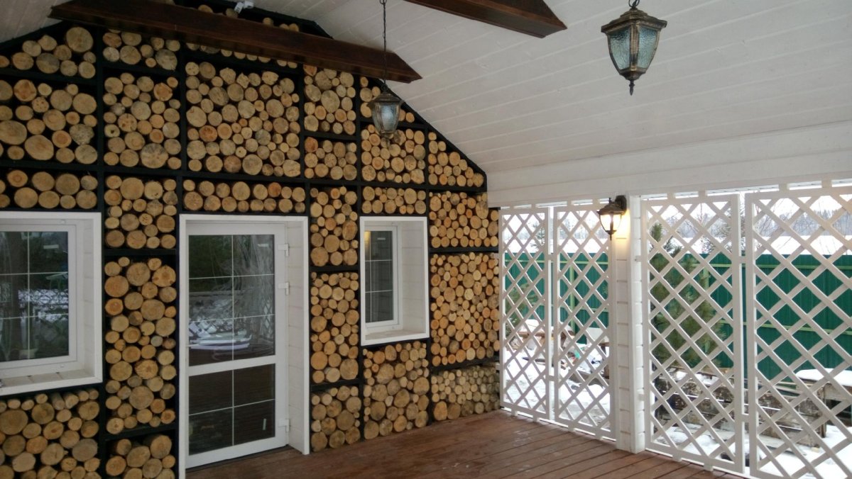 Отделка беседки внутри