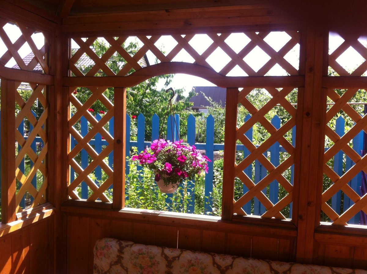 Беседки деревянные с рамами