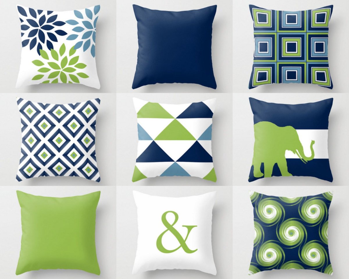 Зеленые подушки в интерьере