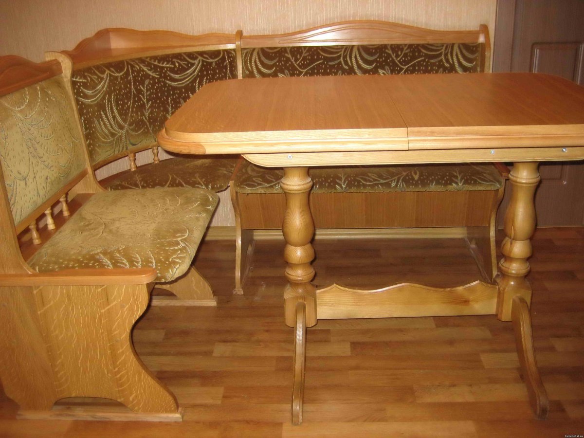 Стол на кухню
