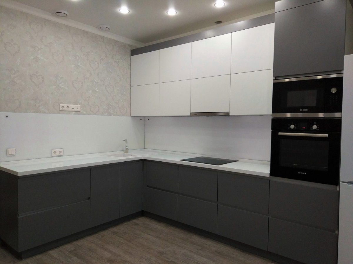 Кухня АГТ глянец белый