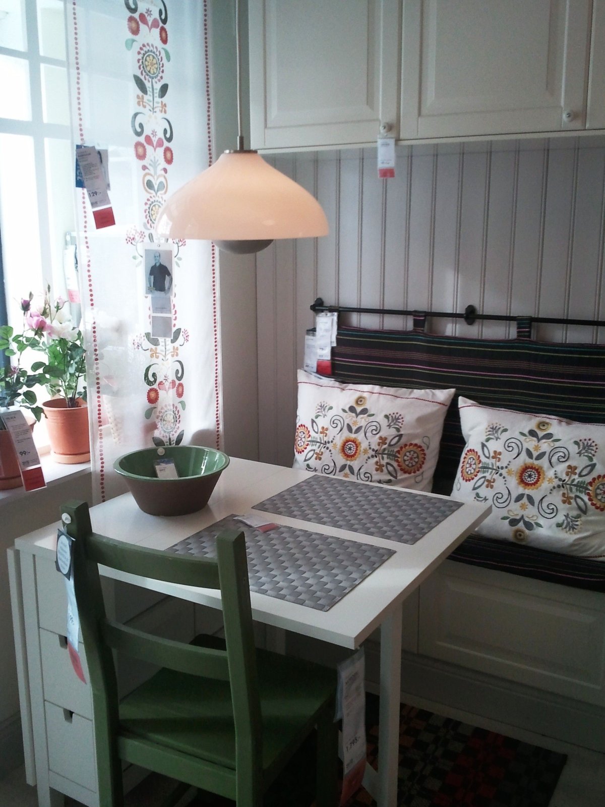 Занавески на кухонное окно