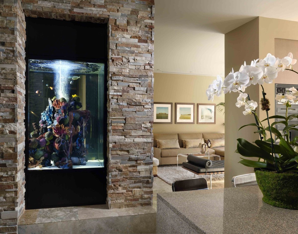 Водяная стена в интерьере