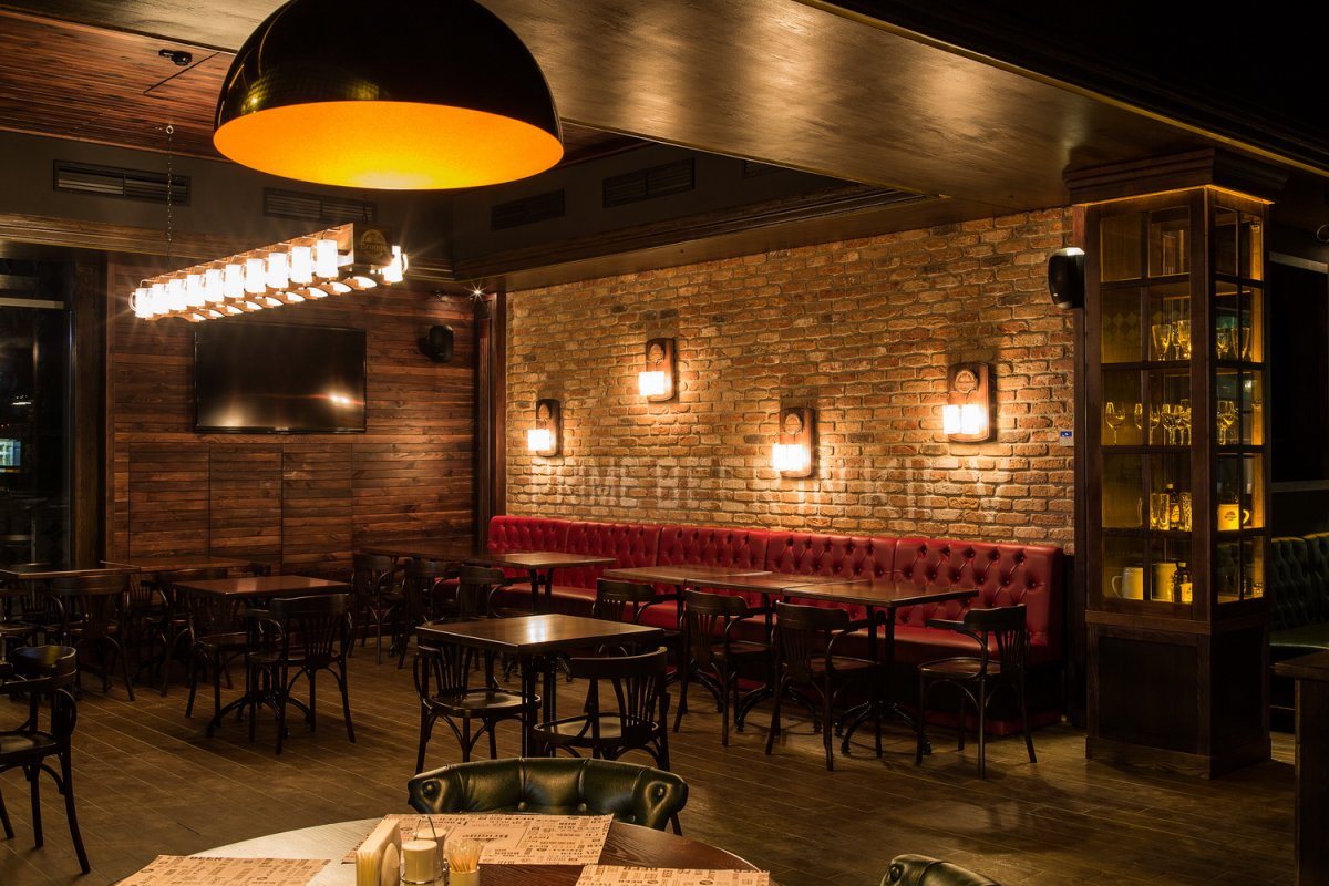 Паб интерьер