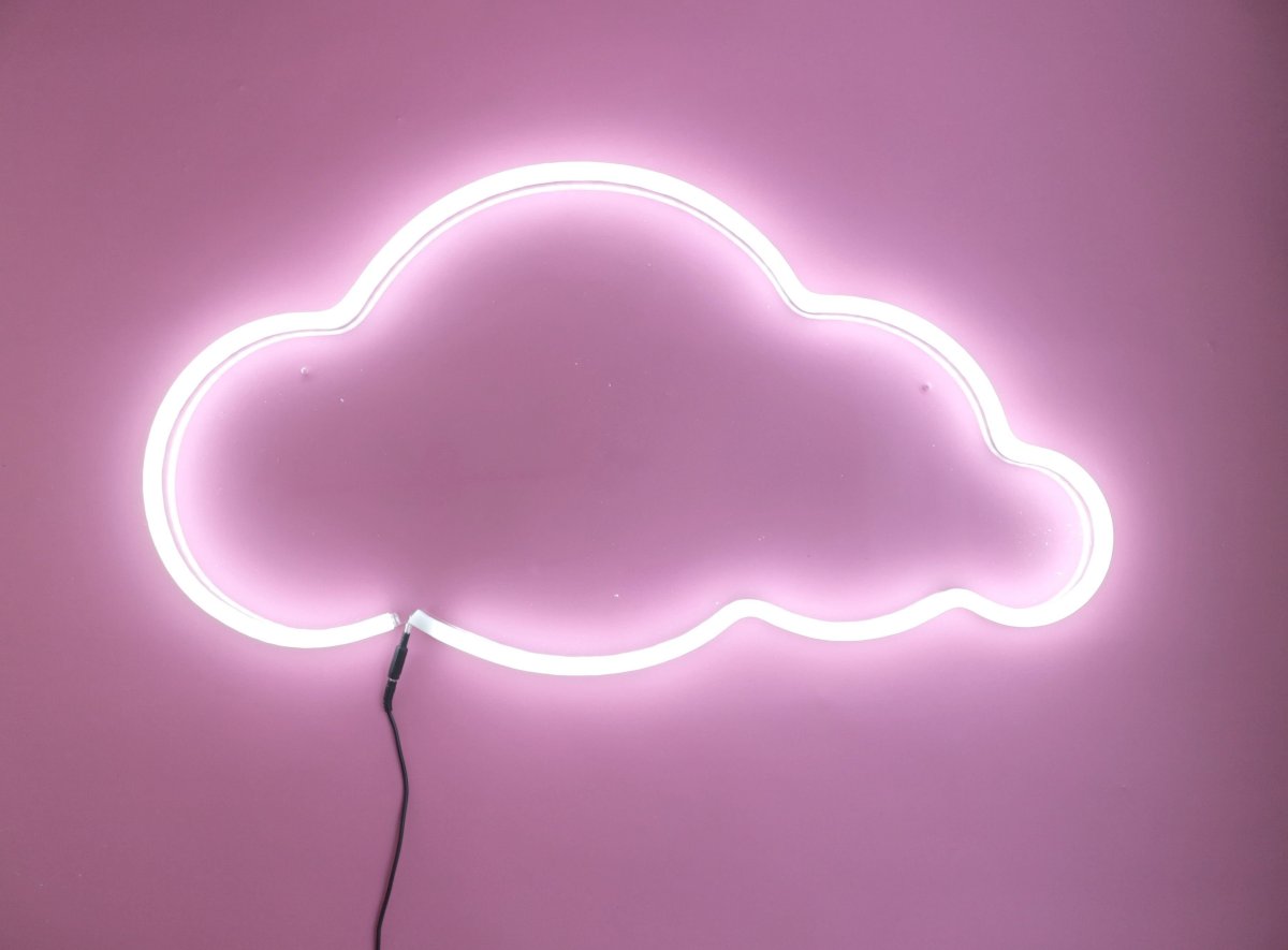 Неоновая вишня