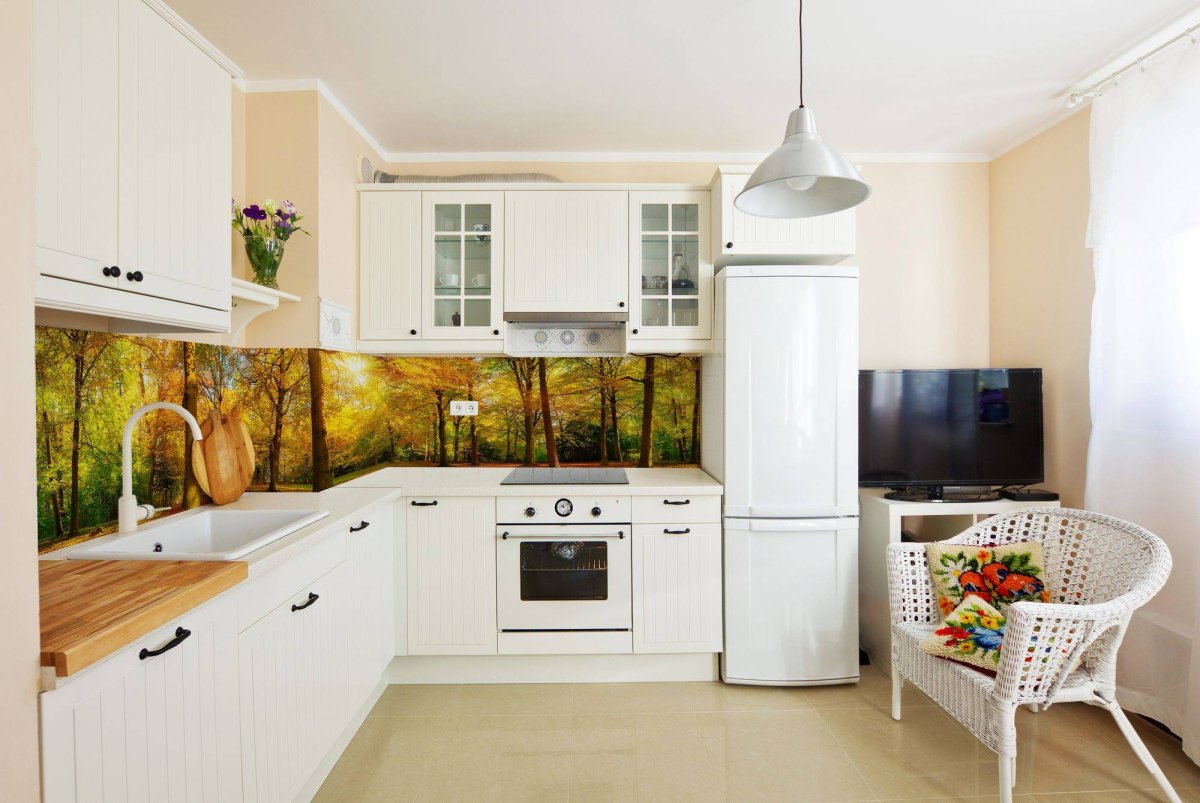 Фартук белый кабанчик и столешница