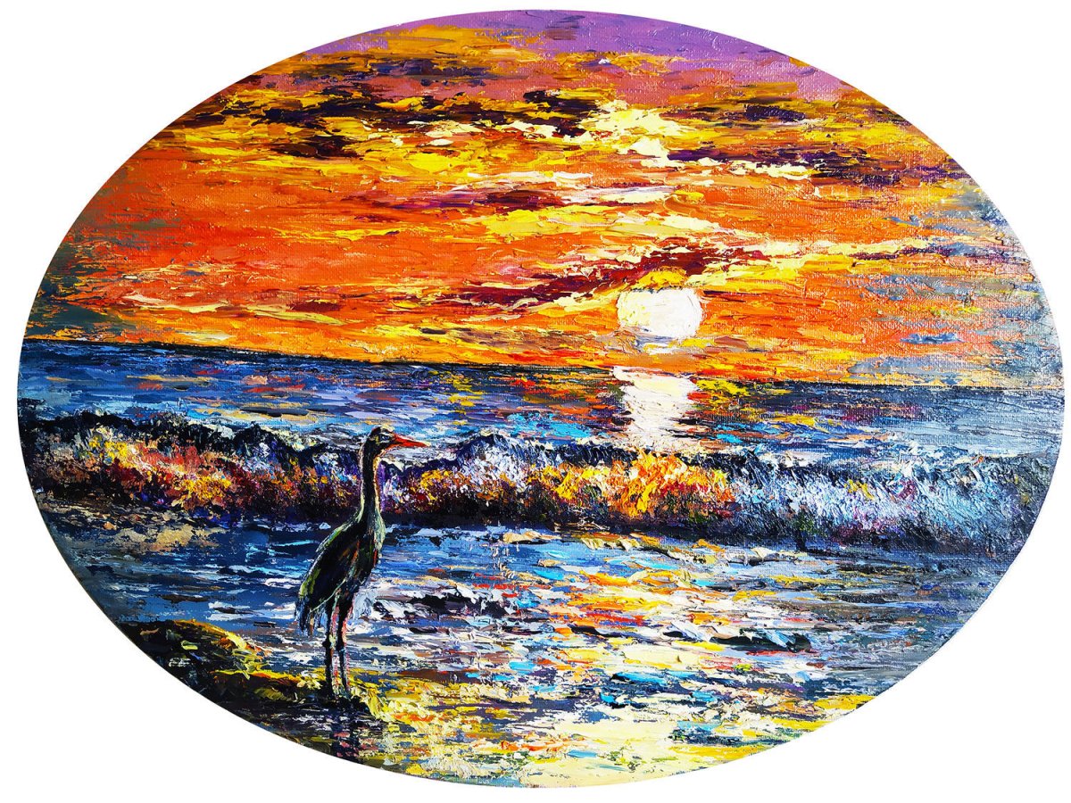 Овальная репродукция в раме