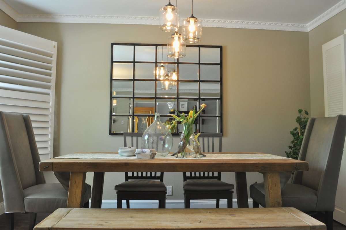 Светильники над кухонным столом