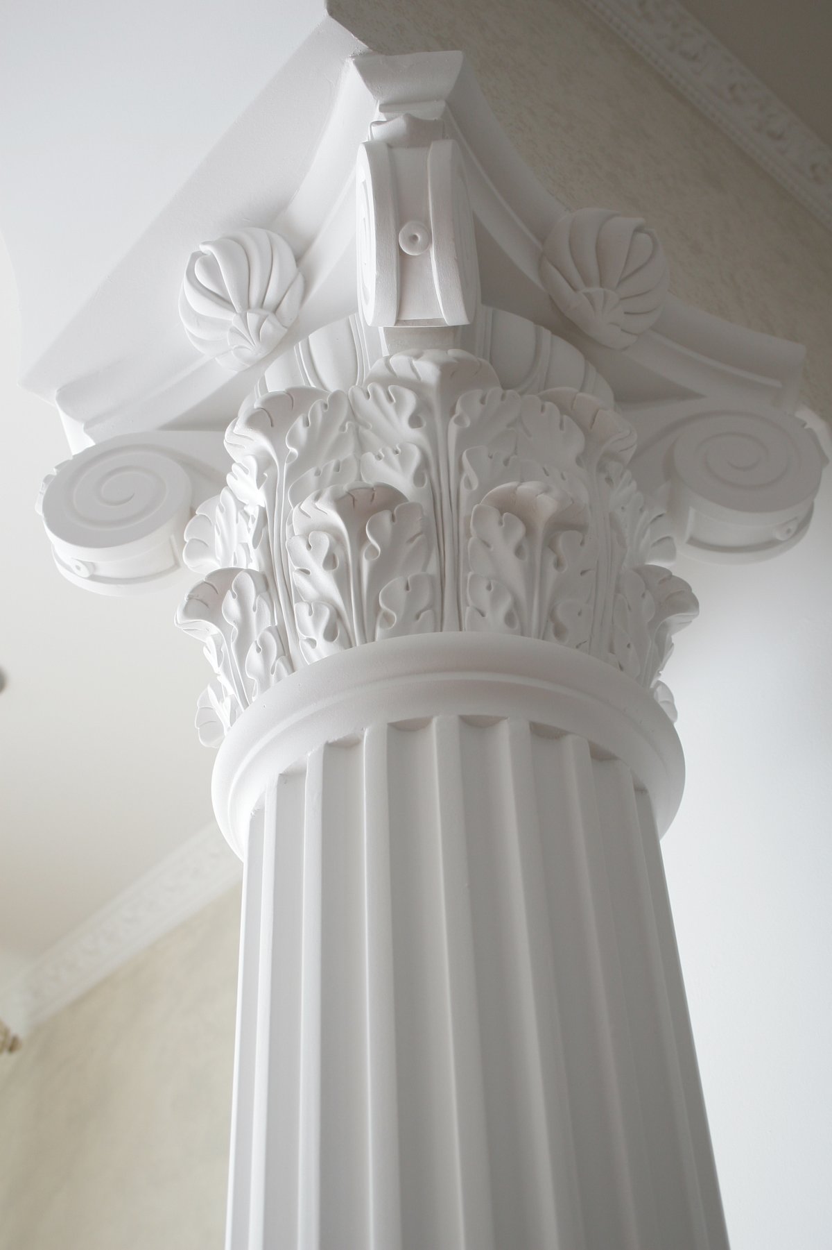 Колонны из гипса