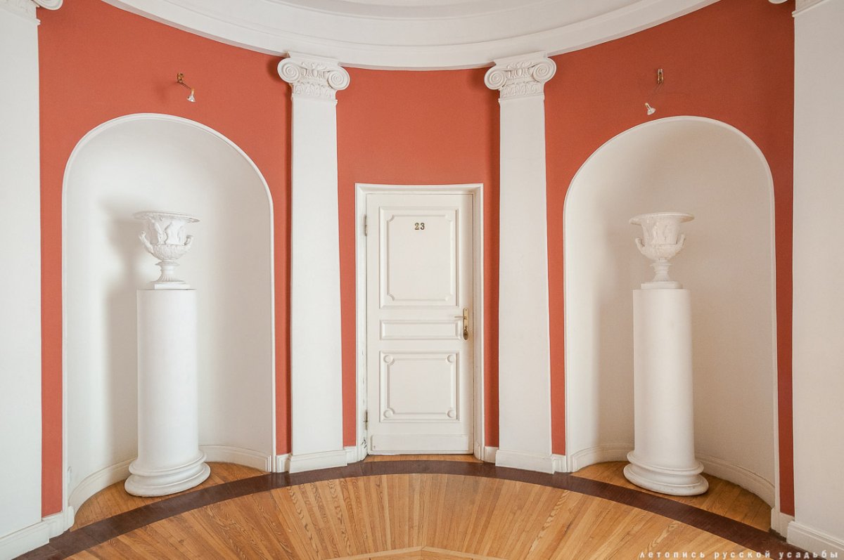 Декоративная колонна для интерьера