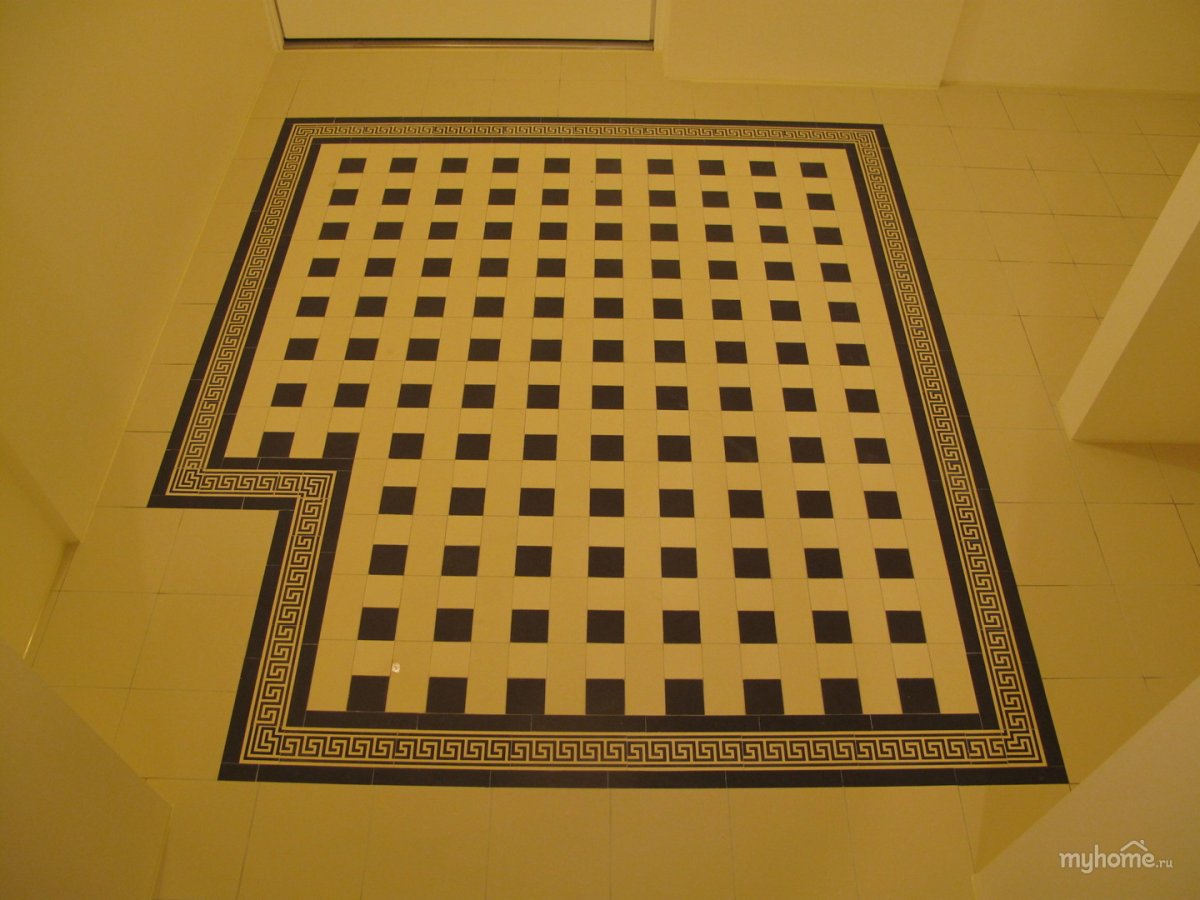 Метлахская плитка в церкви