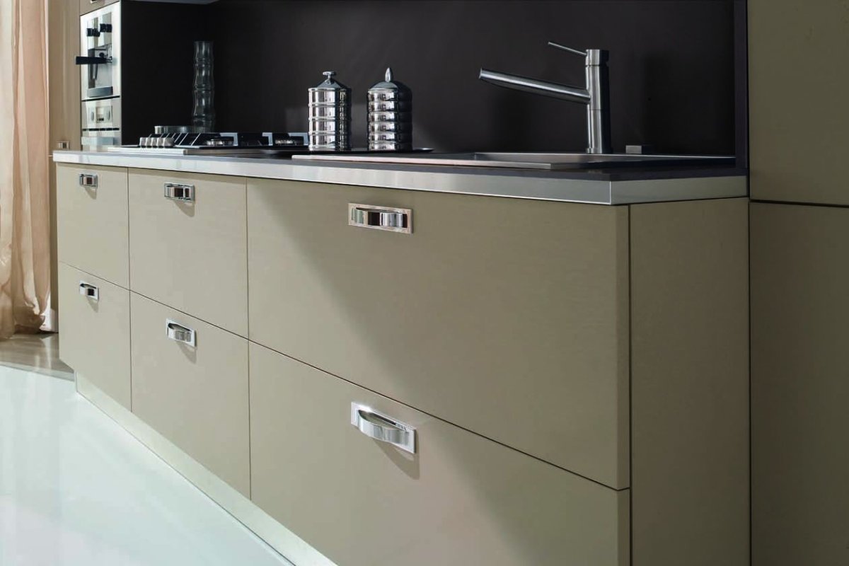 Кедр фасады с интегрированной ручкой