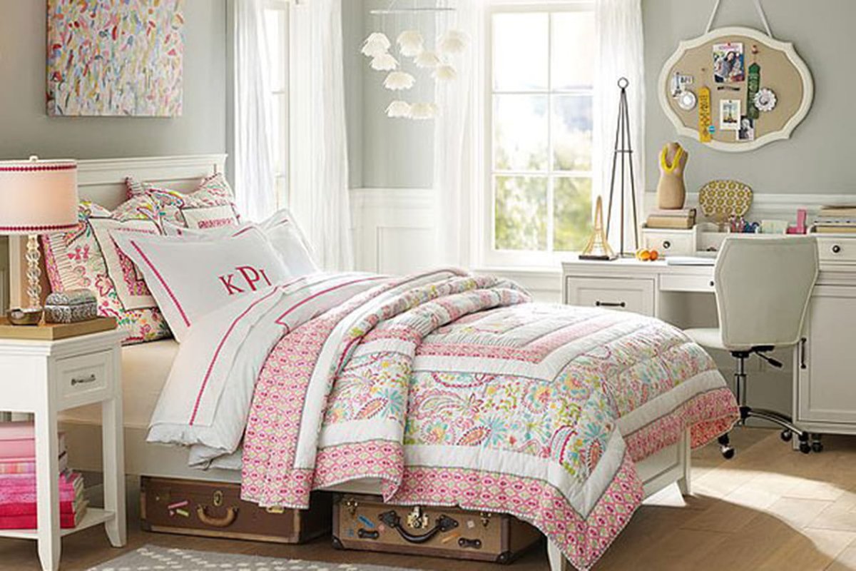 Спальня для девочки в американском стиле