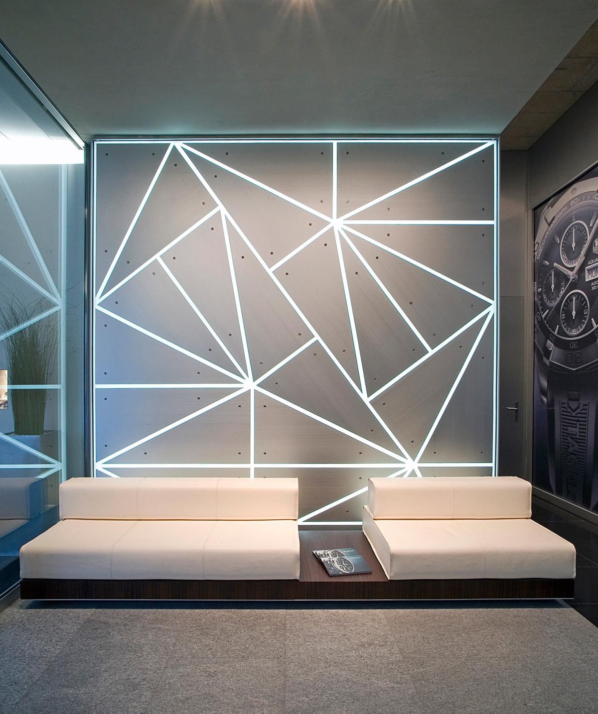 Стеклянные панели для стен