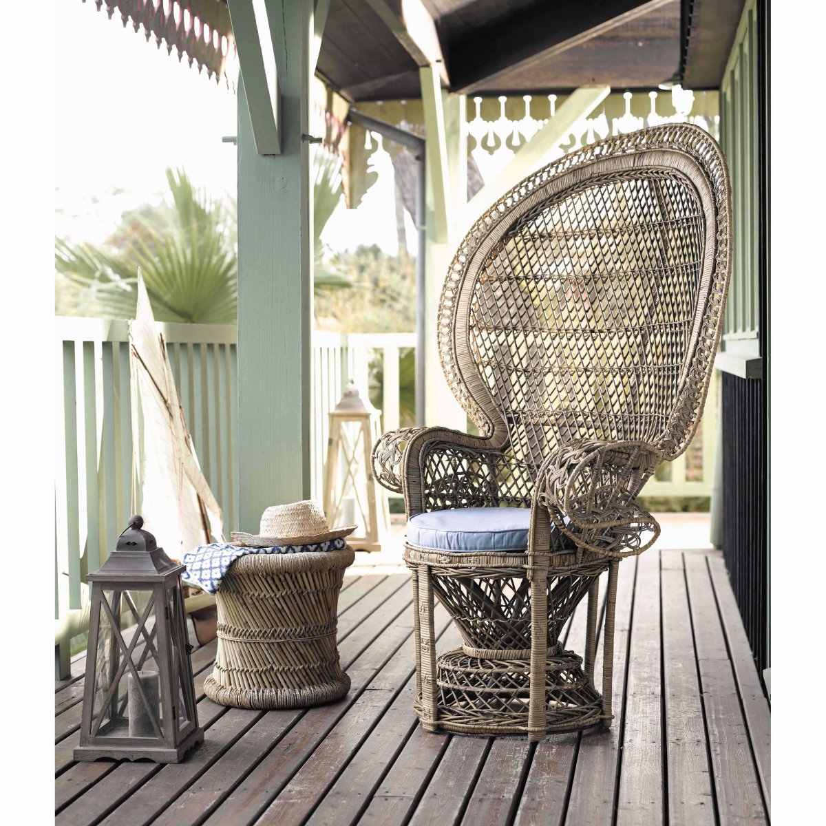 Уличная мебель