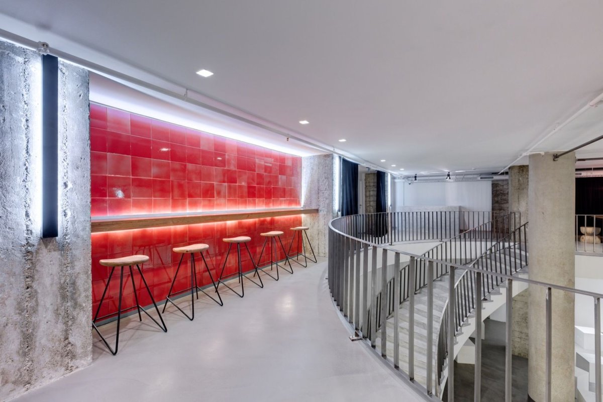 Interiors of public buildings текст