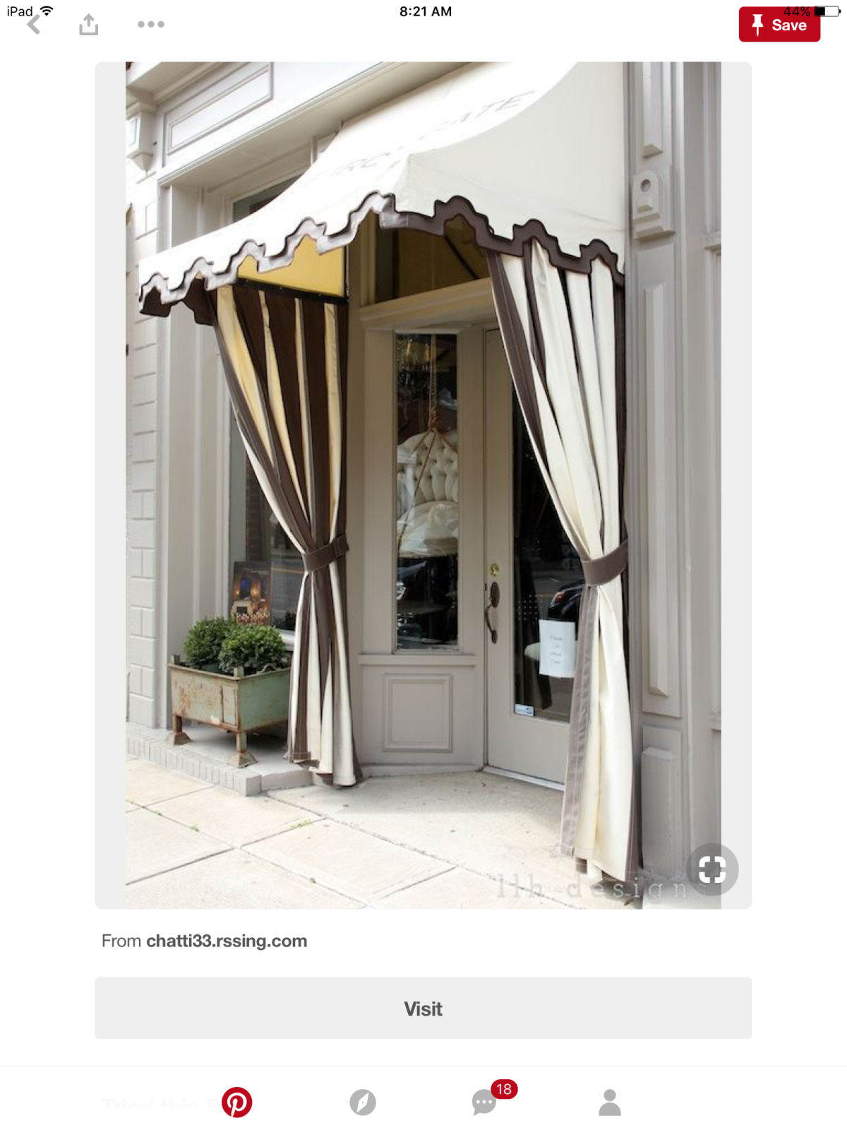 Деревянная беседка со шторами