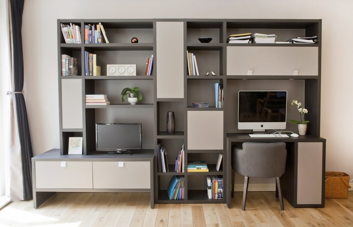 Стенка с рабочим столом