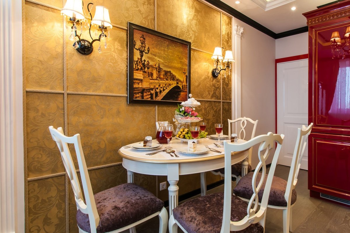 Освещение над обеденной зоной на кухне