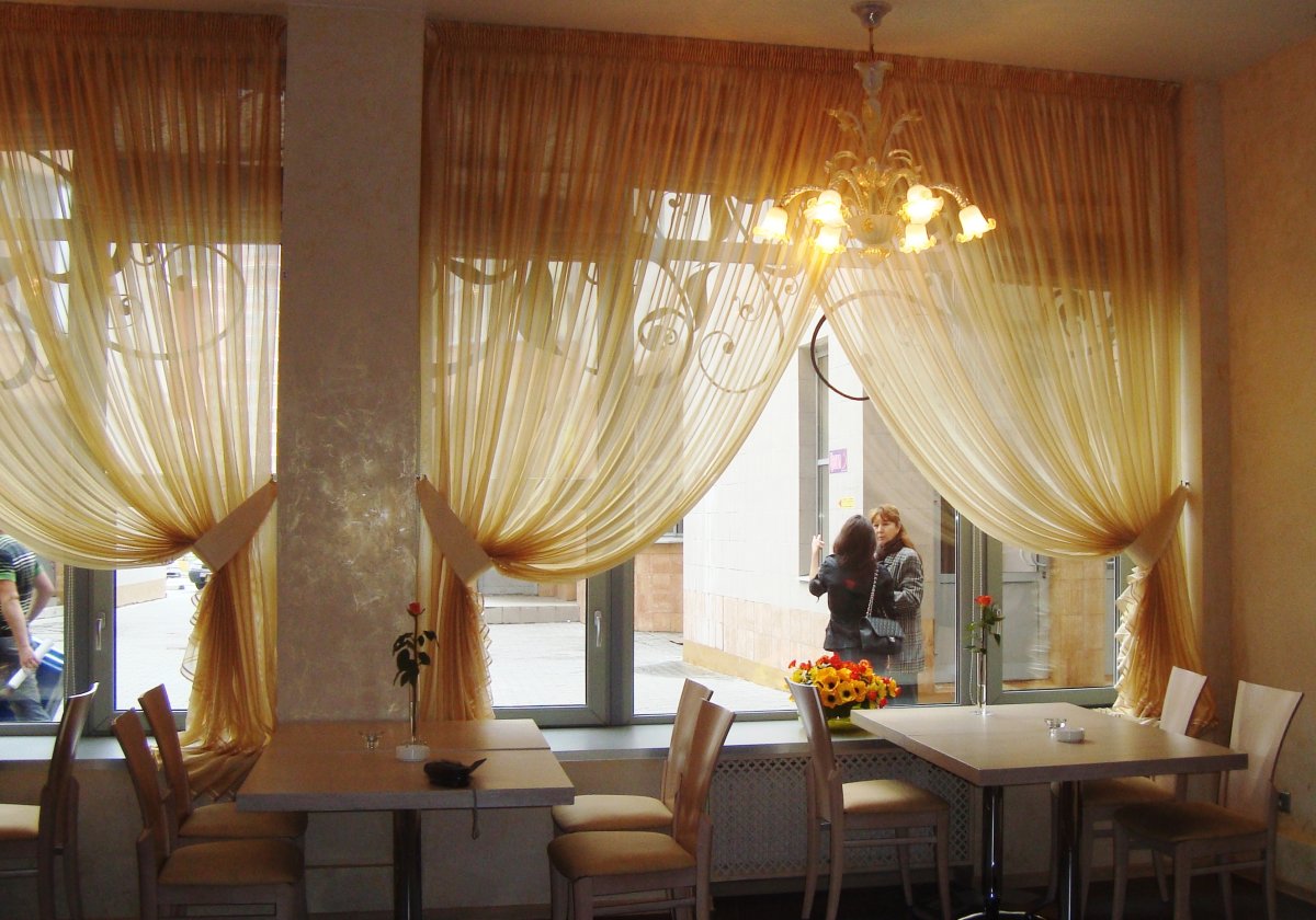 Шторы в кафе и ресторанах