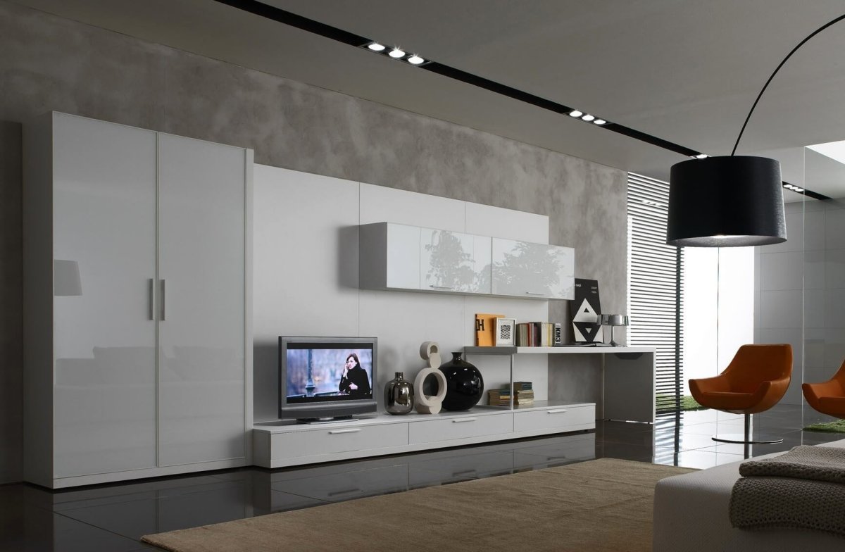 Красный натяжной потолок