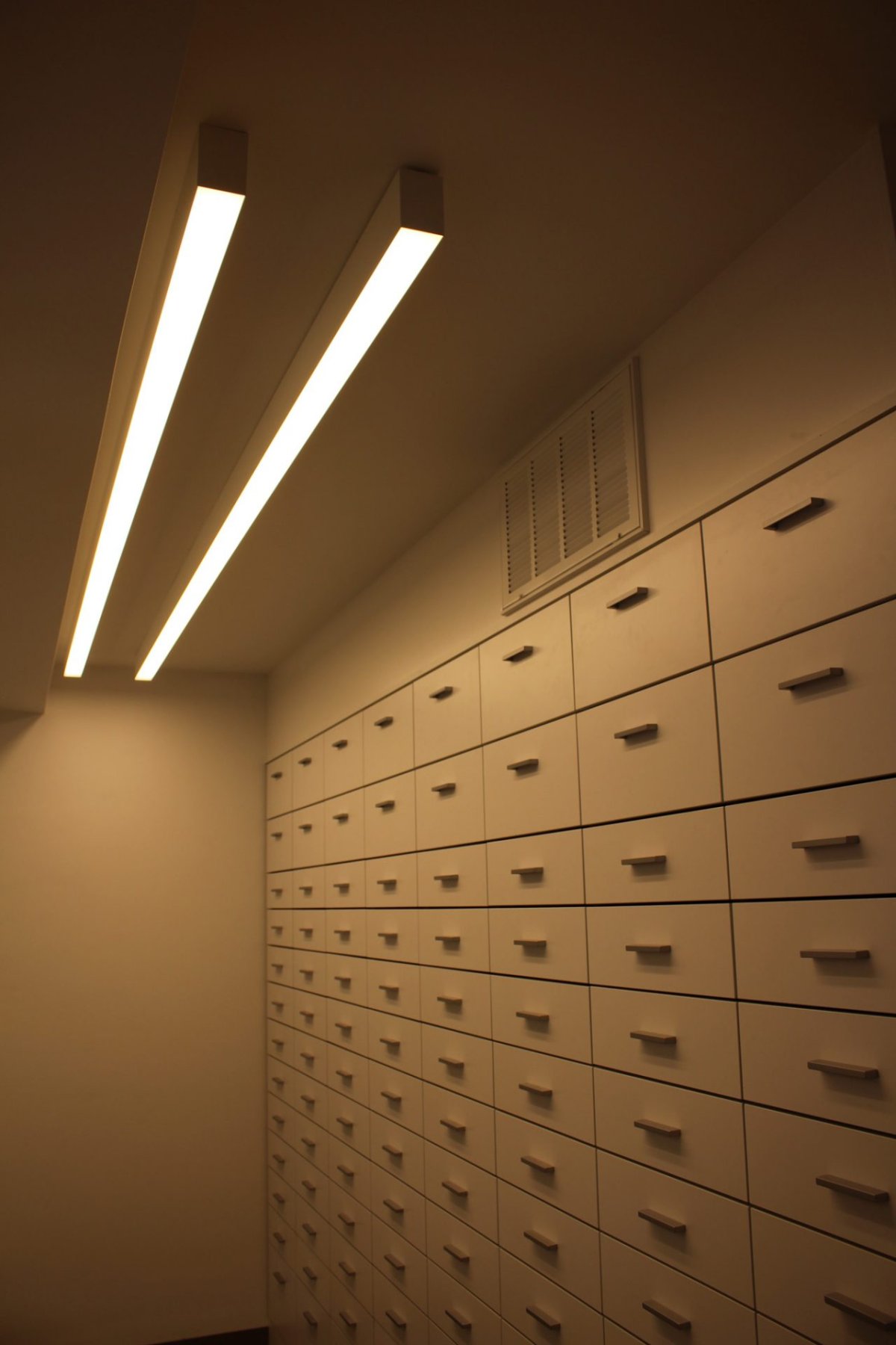 Светильник профильный встраиваемый rve-pls8832-995-v 50 Вт 99,5 см 4000к черный