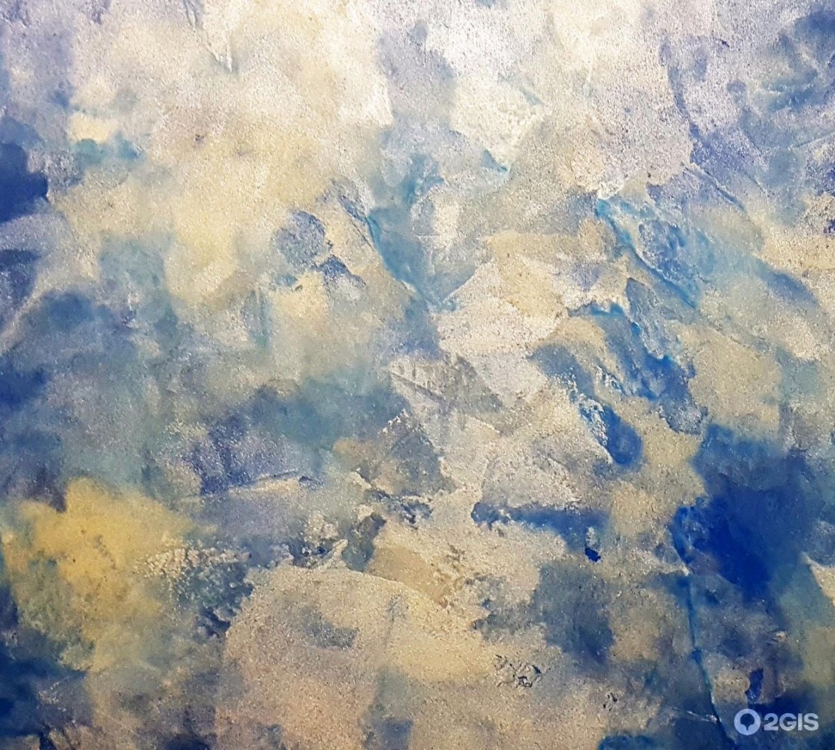 Спальня с эффектом шелка